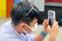 Một trường chuyên ở TPHCM cấm "nhà tù vô hình" trong giờ học