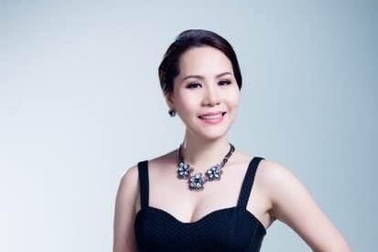 Nữ hoàng tài sắc - Ngô Thị Kim Chi Toả sáng đêm đăng quang nữ hoàng Doanh Nhân 2015