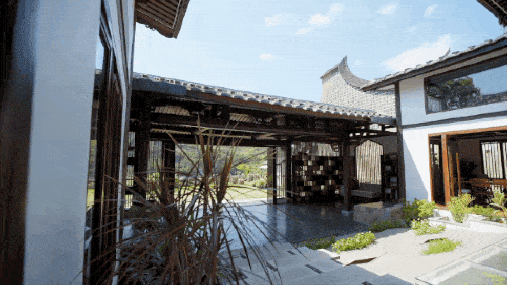 Vợ chồng nghỉ việc về quê, cải tạo nhà cổ thành nơi sống giữa thiên nhiên - 4