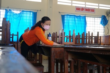 Trường học đầu tiên ở Cần Thơ dời lịch học thêm một tuần