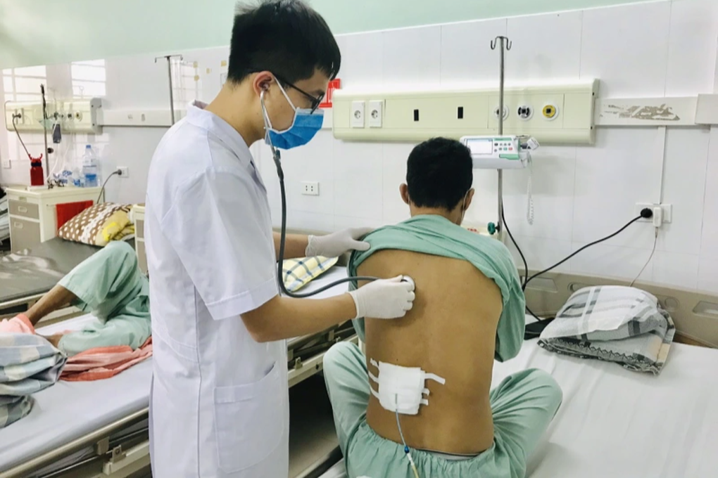 Nhiễm vi khuẩn ăn thịt, người đàn ông bị áp xe nhiều cơ quan - 1 Nhiễm vi khuẩn ăn thịt, người đàn ông bị áp xe nhiều cơ quan - 1