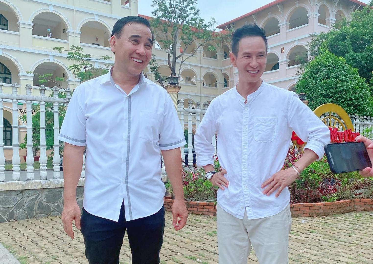 Lý Hải: Lấy vợ rồi tôi ra đường không một xu, tài sản lớn nhất là 4 con - 5 Lý Hải: Lấy vợ rồi tôi ra đường không một xu, tài sản lớn nhất là 4 con - 5