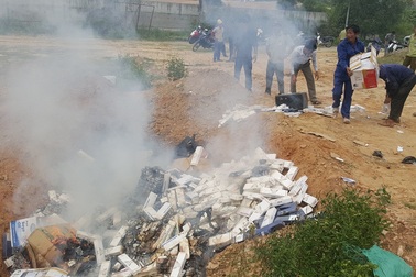 Tiêu hủy hơn 35.000 bao thuốc lá nhập lậu