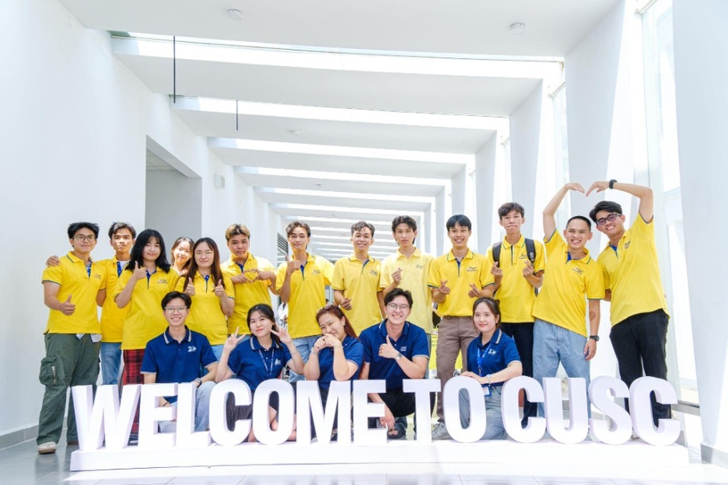 Cần Thơ: Trao học bổng cho học sinh, sinh viên đam mê công nghệ và sáng tạo - 4 Cần Thơ: Trao học bổng cho học sinh, sinh viên đam mê công nghệ và sáng tạo - 4