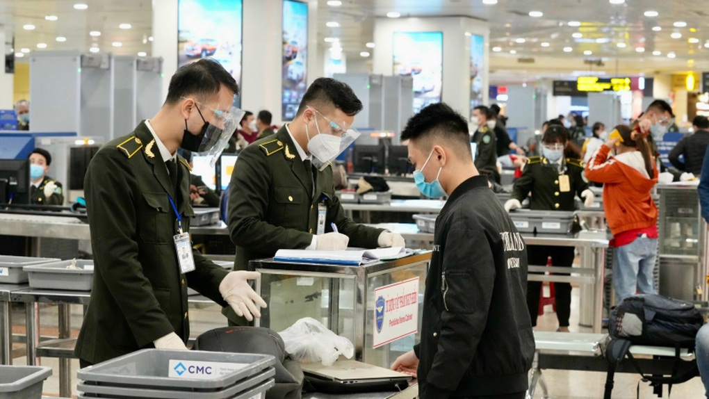 Cục Hàng không lên tiếng vụ lọt dao lên máy bay - 2 Cục Hàng không lên tiếng vụ lọt dao lên máy bay - 2
