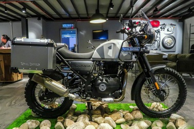 Royal Enfield tham gia phân khúc adventure cỡ nhỏ, giá bán từ 9.000 USD