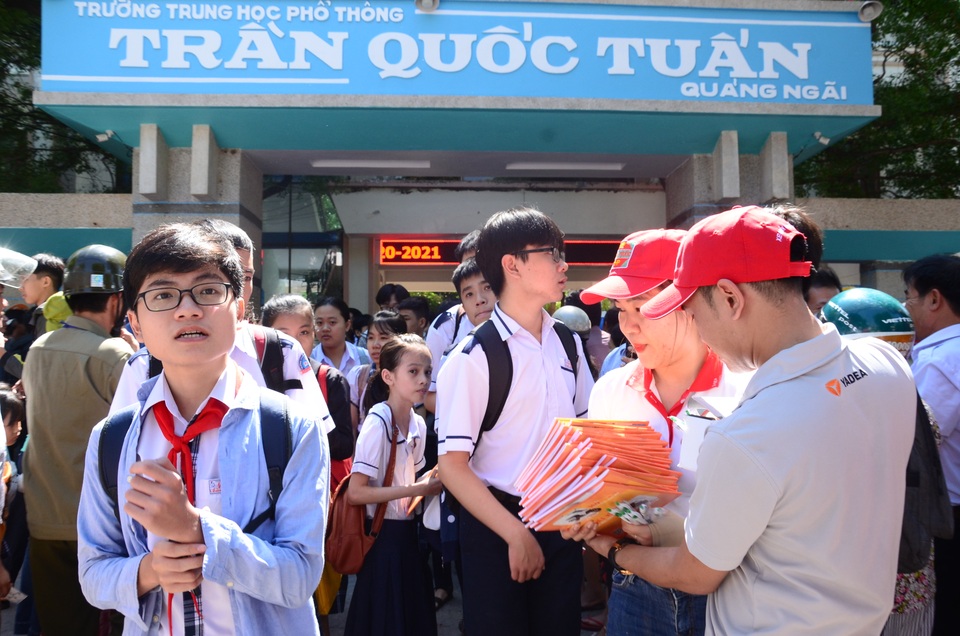 Quảng Ngãi: Lòng tự trọng vào đề thi môn Ngữ văn - 1 Quảng Ngãi: Lòng tự trọng vào đề thi môn Ngữ văn - 1