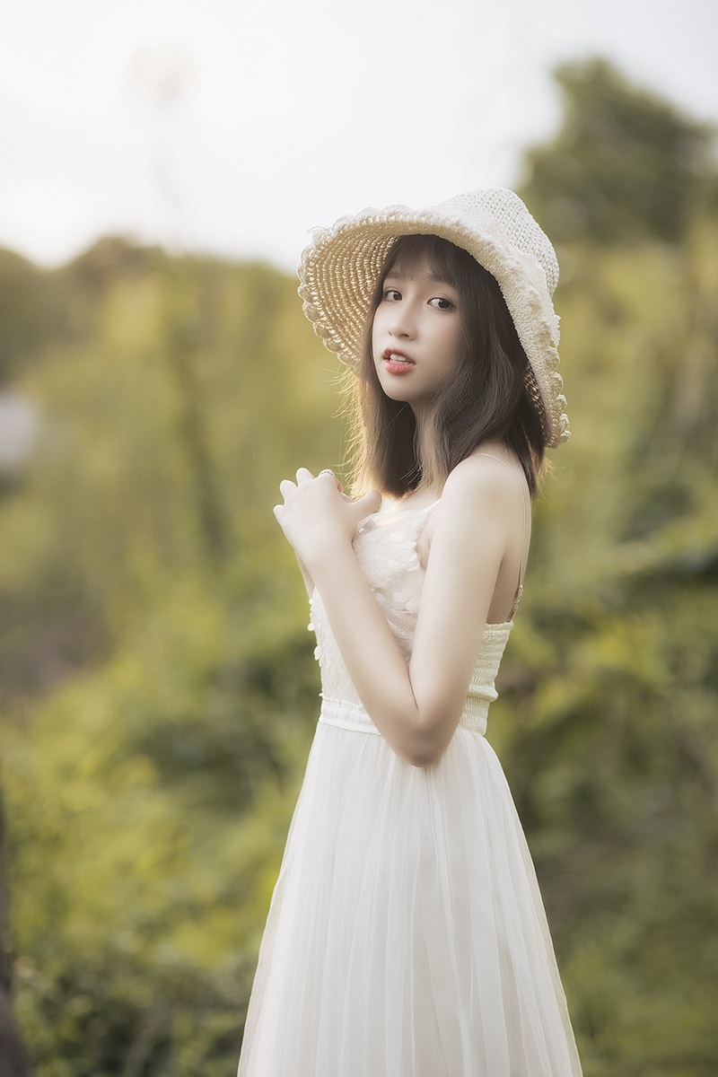 Yêu thầm: Ôm đủ thất vọng, cam tâm buông tay - 1