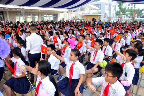 Hà Nội: Cấm lợi dụng danh nghĩa xã hội hóa để áp đặt “tiền trường”