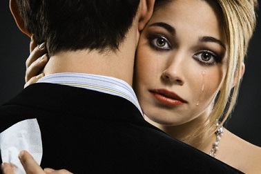 Lý do ngoại tình của người đàn bà mẫu mực