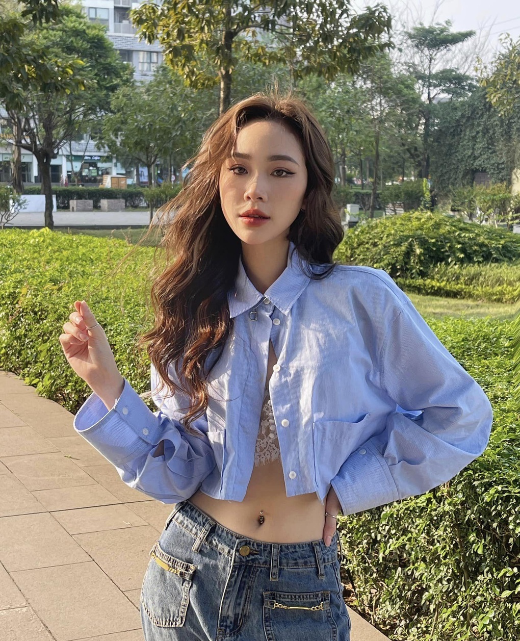 Sắc vóc gợi cảm của nữ sinh Hải Dương nổi tiếng sau 1 cái tát trên màn ảnh - 2