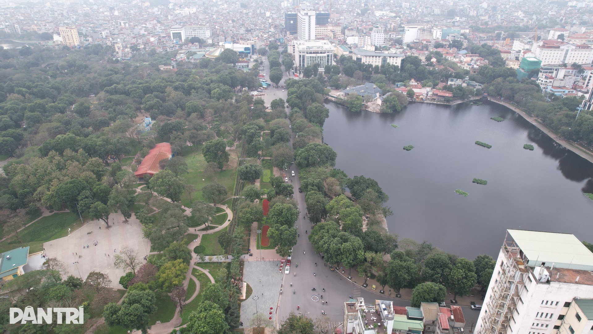 Hồ Thiền Quang có gì trước đề xuất làm 5 quảng trường xung quanh? - 12 Hồ Thiền Quang có gì trước đề xuất làm 5 quảng trường xung quanh? - 12