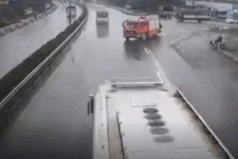 Vụ xe khách đâm xe cứu hỏa: Chuyên gia giao thông nói gì?