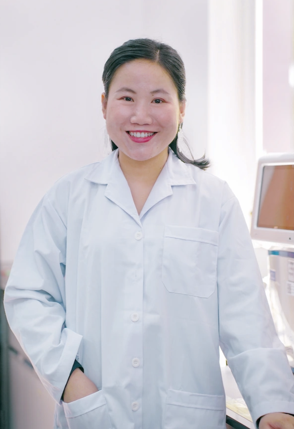 Nữ tiến sĩ đến đâu giành giải ở đấy và cơ duyên từ bệnh viện tâm thần - 2 Nữ tiến sĩ đến đâu giành giải ở đấy và cơ duyên từ bệnh viện tâm thần - 2