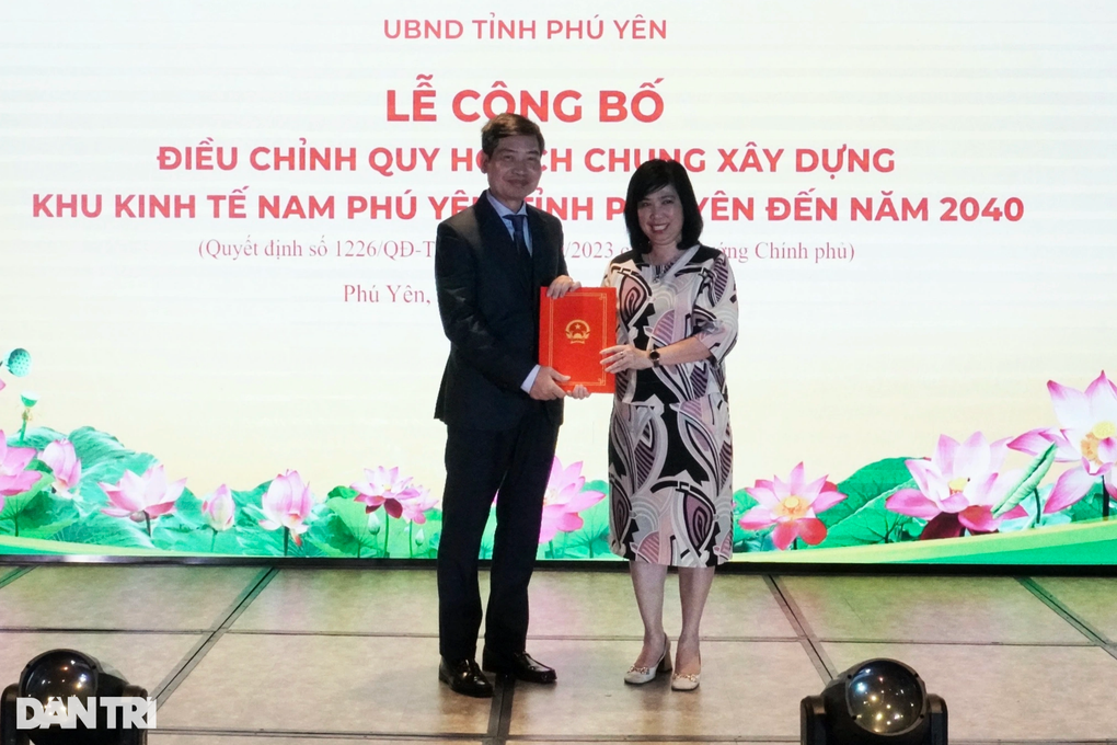 Khu kinh tế Nam Phú Yên sẽ thu hút ngành công nghiệp lọc hóa dầu, luyện kim - 2 Khu kinh tế Nam Phú Yên sẽ thu hút ngành công nghiệp lọc hóa dầu, luyện kim - 2
