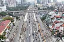 Hà Nội cấm xe máy qua cầu vượt Mai Dịch trong 2 tuần