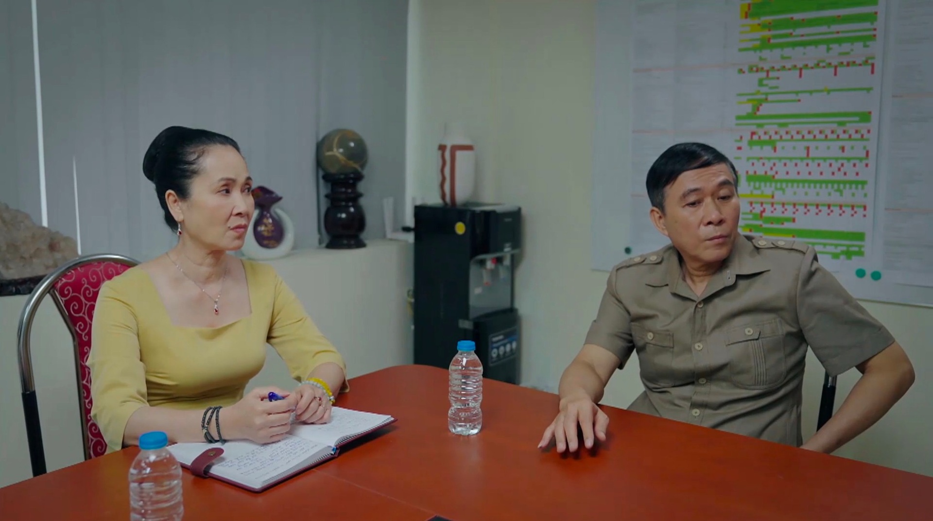 NSND Lan Hương Dịu dàng màu nắng: Không sợ ném đá, làm bạn với con dâu - 3 NSND Lan Hương Dịu dàng màu nắng: Không sợ ném đá, làm bạn với con dâu - 3