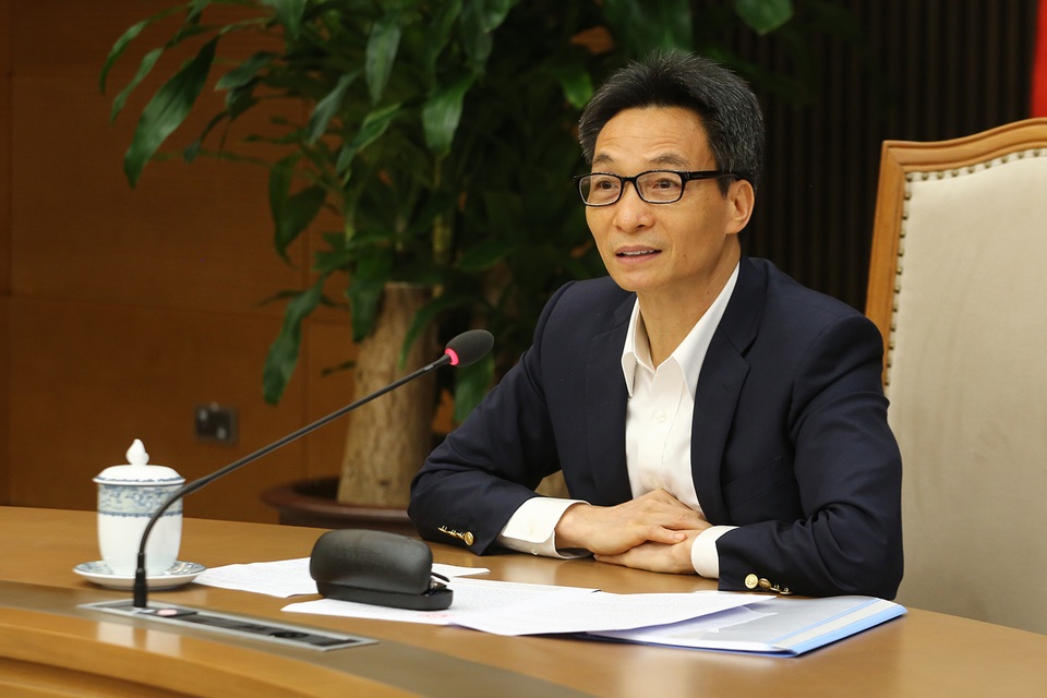 Bộ GD-ĐT: Học sinh hạn chế học sách tham khảo để học mà chơi, chơi mà học - 1 Bộ GD-ĐT: Học sinh hạn chế học sách tham khảo để học mà chơi, chơi mà học - 1