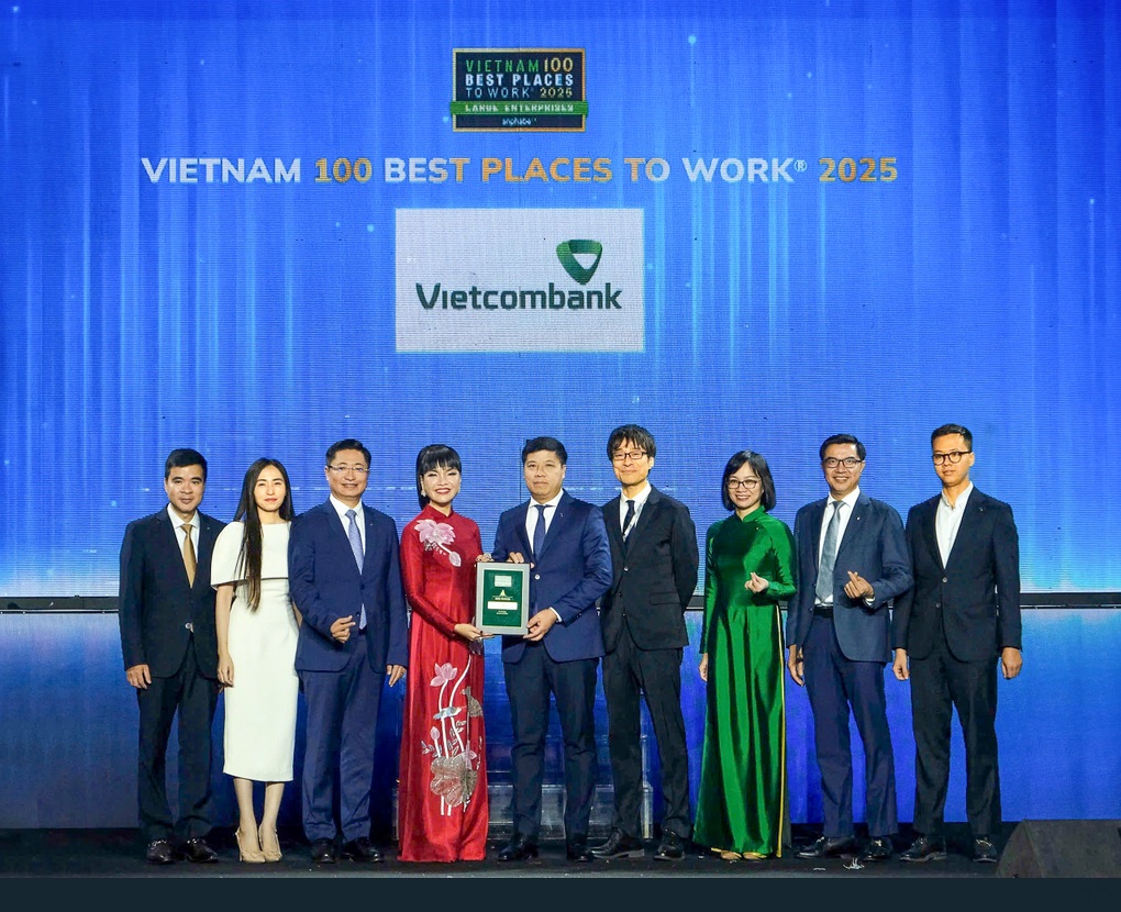Vietcombank giữ vững vị thế ngân hàng có môi trường làm việc tốt nhất Việt Nam - 1