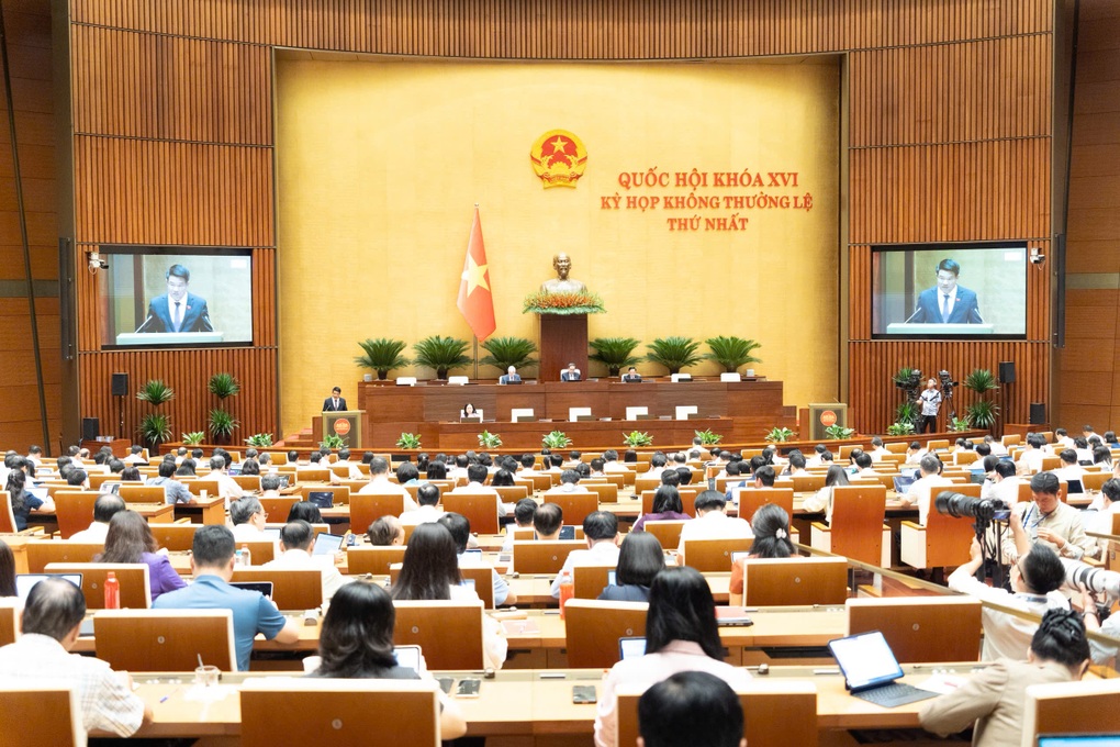 Đề xuất hạn chế tạm giam, bổ sung biện pháp giám sát điện tử - 1 Đề xuất hạn chế tạm giam, bổ sung biện pháp giám sát điện tử - 1
