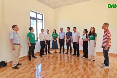 Khánh thành công trình Dân trí ở bản Mường Lống