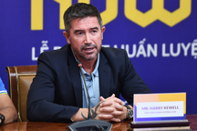 HLV Harry Kewell cam kết đặc biệt khi dẫn dắt CLB Hà Nội