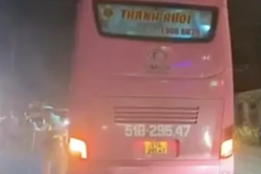 Tạm giữ tài xế xe Thành Bưởi lấn làn, gây tai nạn làm 2 người chết