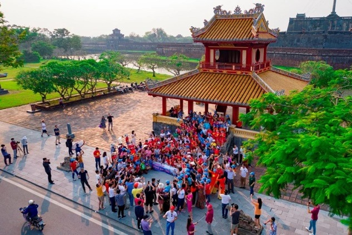 Huế đón đoàn du khách caravan lớn nhất hậu Covid-19 - 4