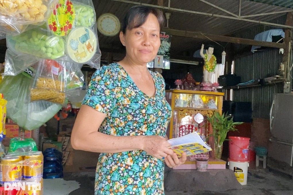 Chủ quán nước rụng rời tay chân khi giáp mặt hung thủ giết người 4 giờ - 1 Chủ quán nước rụng rời tay chân khi giáp mặt hung thủ giết người 4 giờ - 1