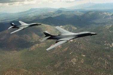 Mỹ lần đầu tiên điều "Bóng ma bầu trời" tập trận cùng Thụy Điển