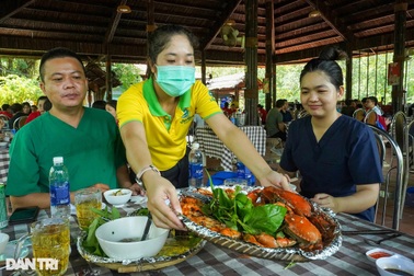 "Sau khủng hoảng ngành hiếu khách như du lịch sẽ bùng nổ mạnh"