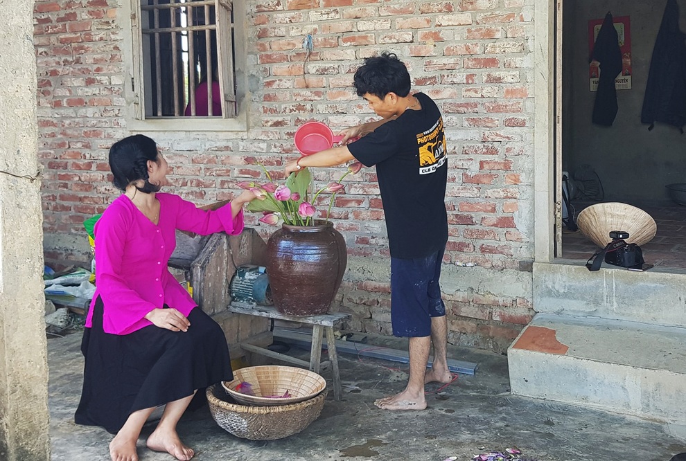 Những người ngắm đời qua khe hẹp, kiếm tiền triệu mỗi ngày - 5 Những người ngắm đời qua khe hẹp, kiếm tiền triệu mỗi ngày - 5