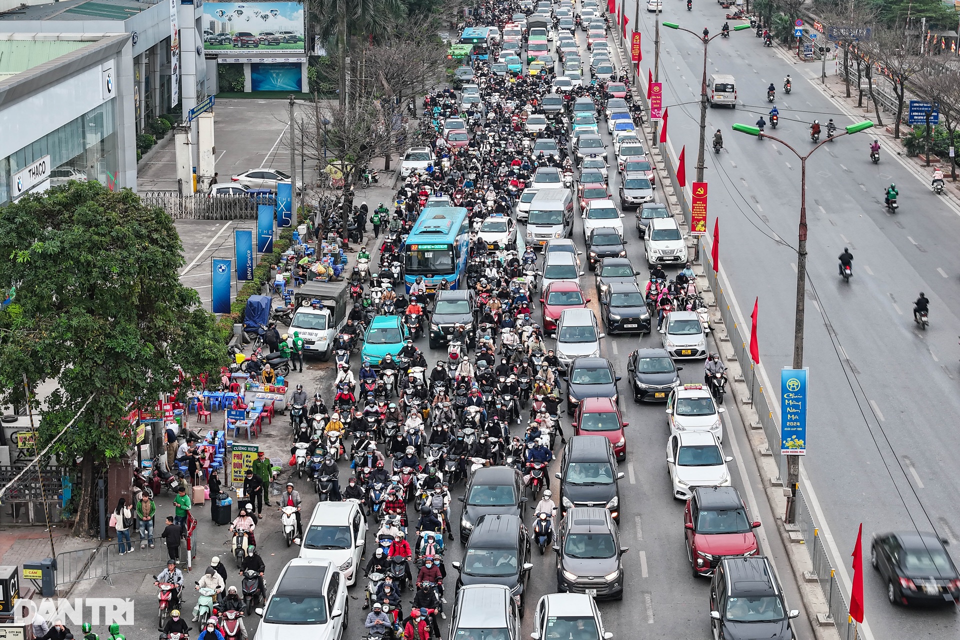 Cao tốc Pháp Vân - Cầu Giẽ ùn tắc 5km, hàng nghìn ô tô nhích từng mét - 10 Cao tốc Pháp Vân - Cầu Giẽ ùn tắc 5km, hàng nghìn ô tô nhích từng mét - 10