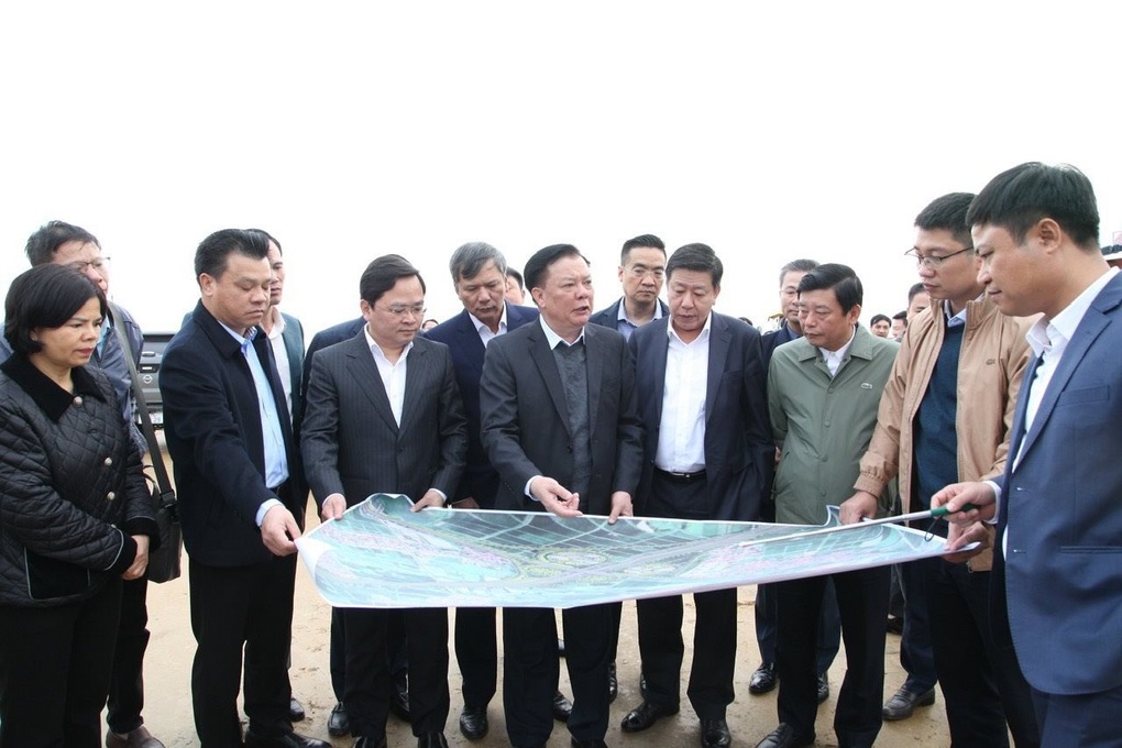 Bí thư Hà Nội: Chọn phương án rẻ nhất, tốt nhất làm vành đai 4 - 1 Bí thư Hà Nội: Chọn phương án rẻ nhất, tốt nhất làm vành đai 4 - 1
