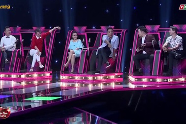 Bật cười với tiết mục nhảy trên nền Cà phê miệt vườn của Quang Lê - Cẩm Ly. Mr Đàm.