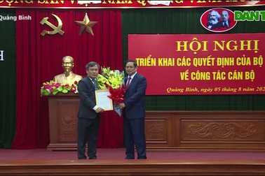 Thứ trưởng Bộ Kế hoạch Đầu tư làm Bí thư Tỉnh ủy Quảng Bình