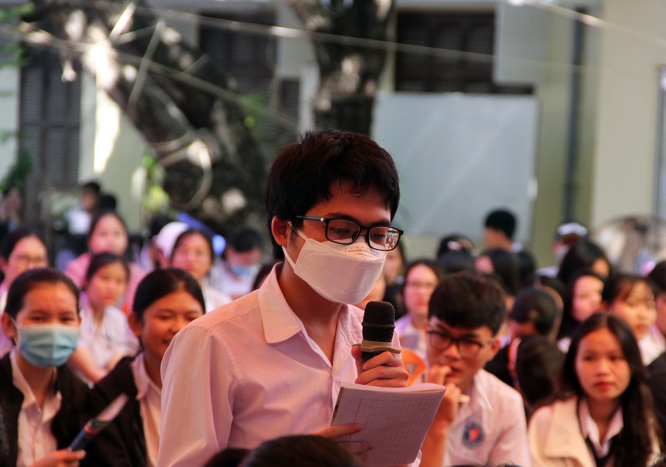 PGS.TS Đỗ Văn Dũng: Nhiều ngành nghề ở nhà vẫn kiếm ra tiền tỷ - 2 PGS.TS Đỗ Văn Dũng: Nhiều ngành nghề ở nhà vẫn kiếm ra tiền tỷ - 2