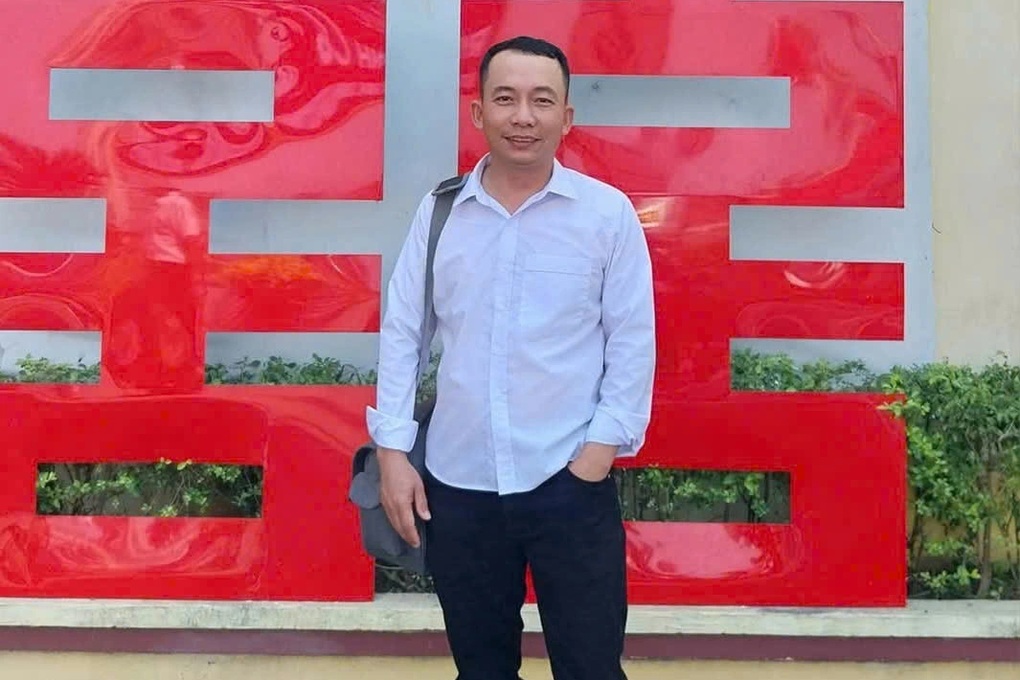 Danh tính người hùng cứu phụ nữ nhảy cầu rồi lặng lẽ rời đi - 1 Danh tính người hùng cứu phụ nữ nhảy cầu rồi lặng lẽ rời đi - 1