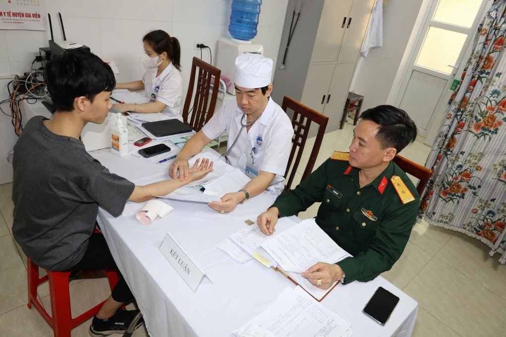 Quy định mới của Bộ Quốc phòng về khám sức khỏe nghĩa vụ quân sự - 1 Quy định mới của Bộ Quốc phòng về khám sức khỏe nghĩa vụ quân sự - 1