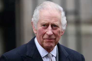 Vua Anh lần đầu tái xuất sau thời gian trị bệnh ung thư