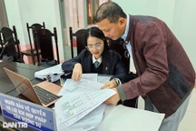 Vụ gần 47 tỷ đồng gửi Sacombank "bốc hơi": Tạm dừng phiên tòa