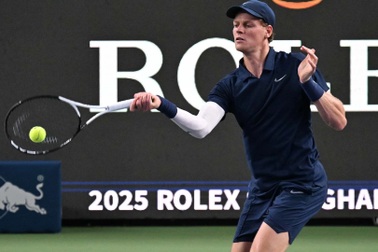 Sinner thắng Altmaier, khởi đầu ấn tượng tại Thượng Hải Masters