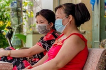 Không dám về quê vì... thất nghiệp 6 tháng, nợ tiền khắp nơi
