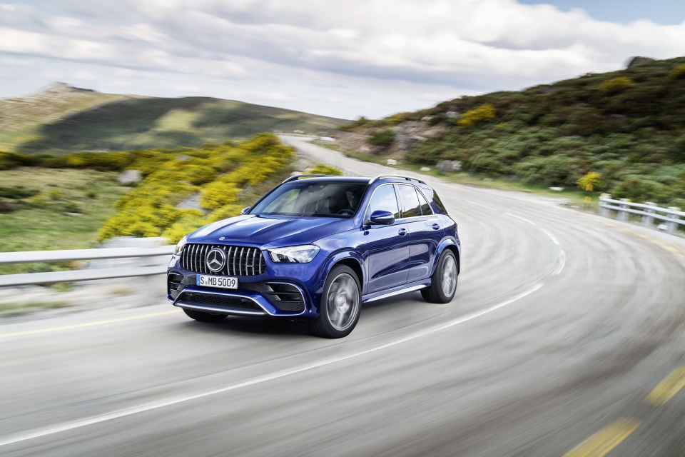 Mercedes-AMG GLE 63 và 63S nghênh chiến BMW X5 M - 5 Mercedes-AMG GLE 63 và 63S nghênh chiến BMW X5 M - 5