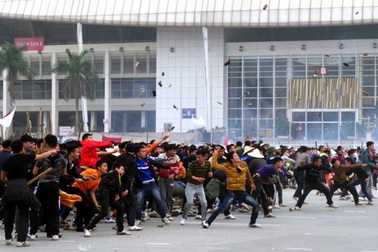 Diễn tập chống khủng bố, biểu tình