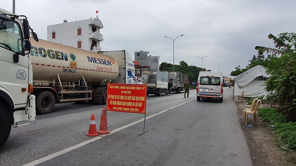 Hải Phòng tạm dừng các chốt kiểm soát dịch Covid-19 tại cửa ngõ - 1 Hải Phòng tạm dừng các chốt kiểm soát dịch Covid-19 tại cửa ngõ - 1