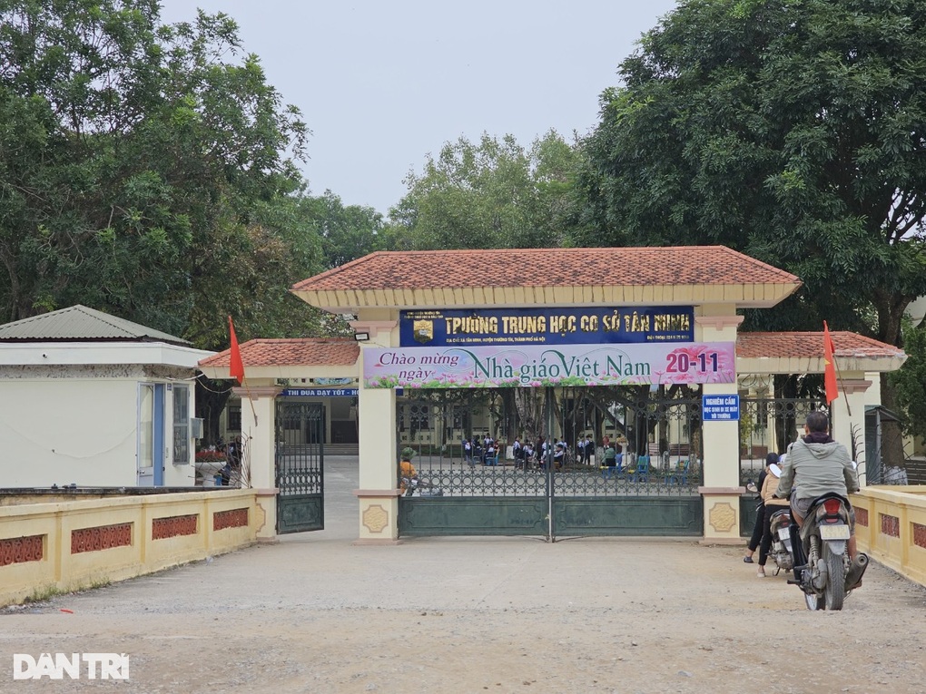 Nữ sinh lớp 6 bị đánh hội đồng: Nếu đi học lại, con có được bảo vệ không? - 3 Nữ sinh lớp 6 bị đánh hội đồng: Nếu đi học lại, con có được bảo vệ không? - 3