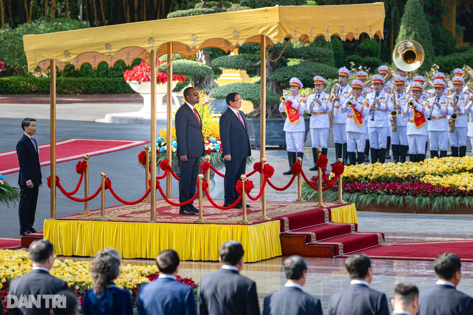 Toàn cảnh lễ đón Thủ tướng Ethiopia thăm chính thức Việt Nam - 2 Toàn cảnh lễ đón Thủ tướng Ethiopia thăm chính thức Việt Nam - 2