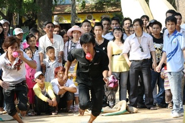 80% người tiêu dùng châu Á quan tâm ăn uống và giải trí