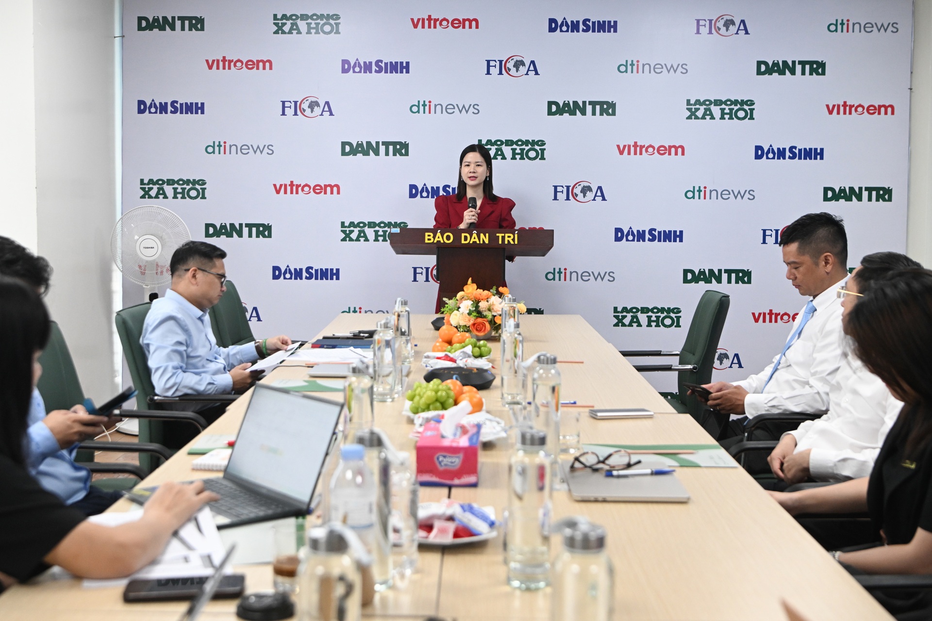 Toàn cảnh vòng Chung kết cuộc thi Sáng kiến ESG vì một Việt Nam phát triển bền vững - 10 Toàn cảnh vòng Chung kết cuộc thi Sáng kiến ESG vì một Việt Nam phát triển bền vững - 10